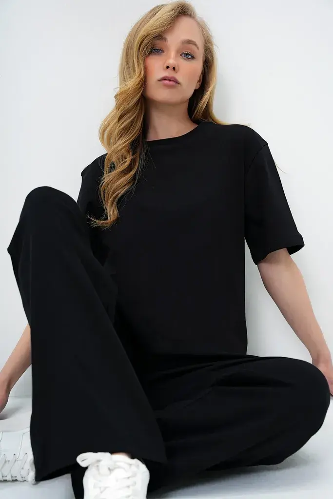 Trend Alacati Stili Ženski komplet majica i pantalone Alc-X13878, Crni