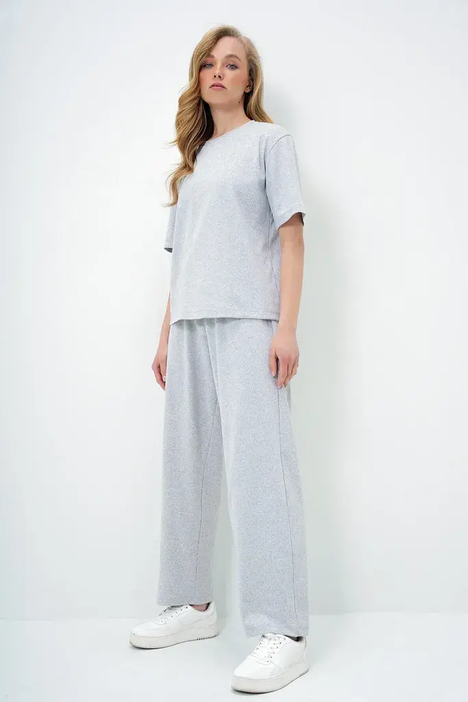 Trend Alacati Stili Ženski komplet majica i pantalone Alc-X13878, Svetlosivi