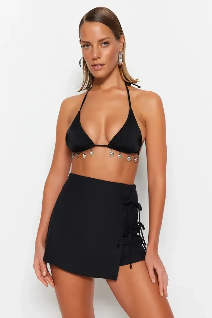 Trendyol Milla Ženski šorts Tbess23Sr00042, Crni