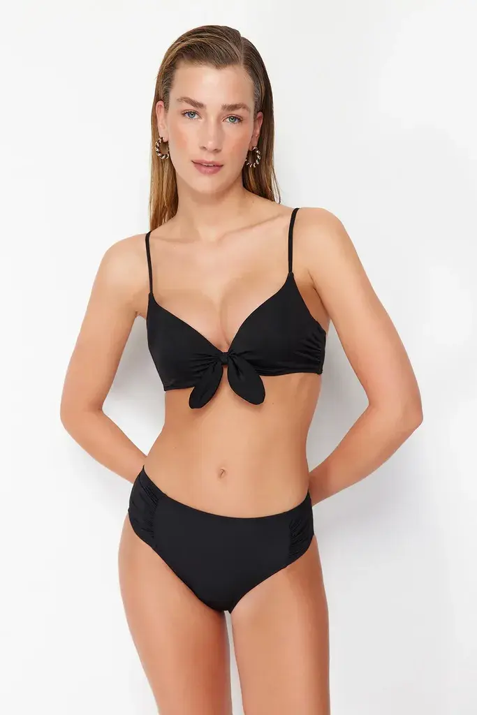 Trendyol Milla Ženski gornji deo kupaćeg Tbess24Bu00161, Crni