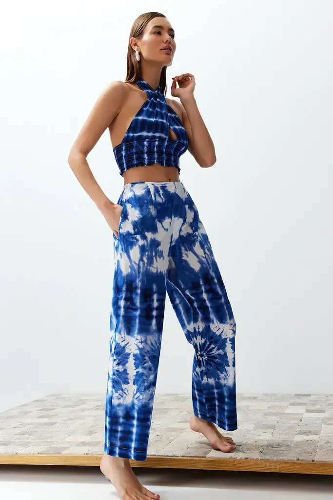 Trendyol Milla Ženski komplet bluza i pantalone Tbess24Au00013, Plavi