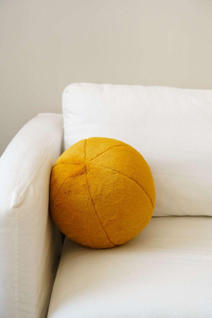 Aberto Design Ukrasni jastuk Pelus Top, 25x25x25 cm, Žuti