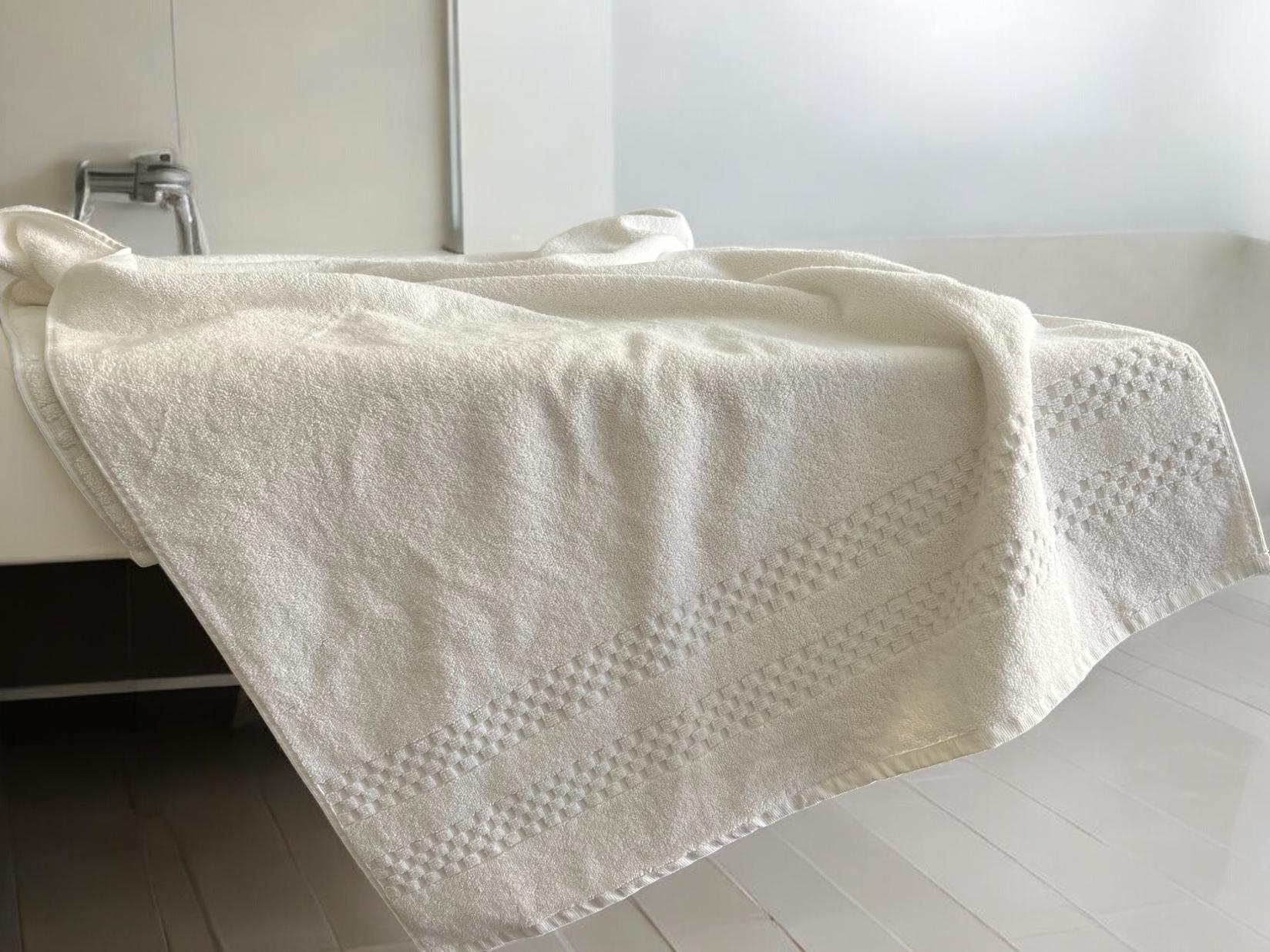 Peškir Stock 70x140cm C4, Beli