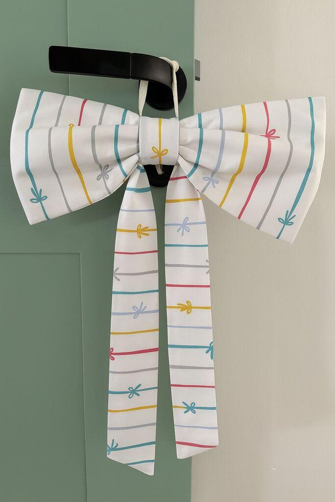 Aberto Design Ukrasna mašna za vrata, Bela