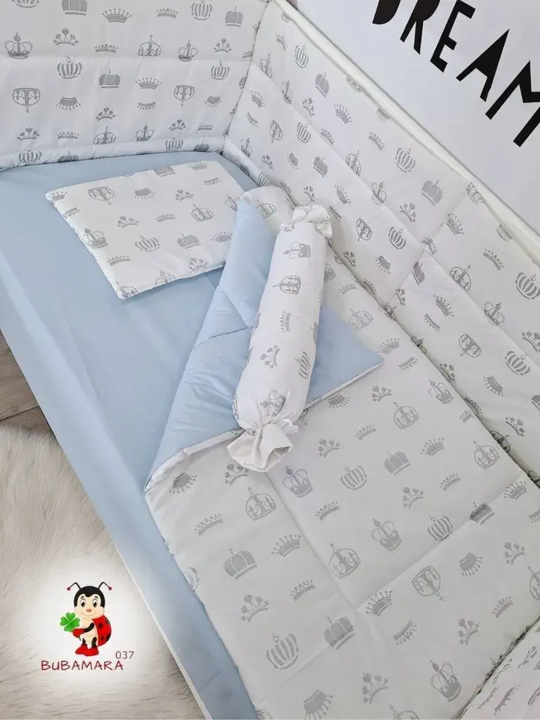 Bubamara037 Set posteljine za krevetac sa ravnom ogradicom Glitter, Plavi