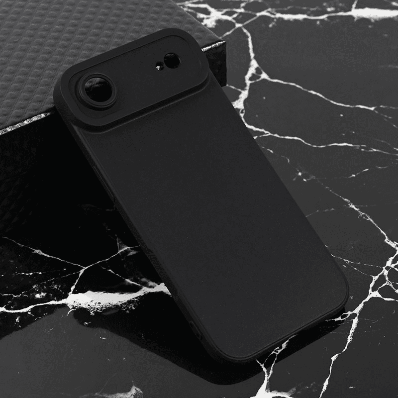 Maskica za iPhone Air Giulietta, Crna