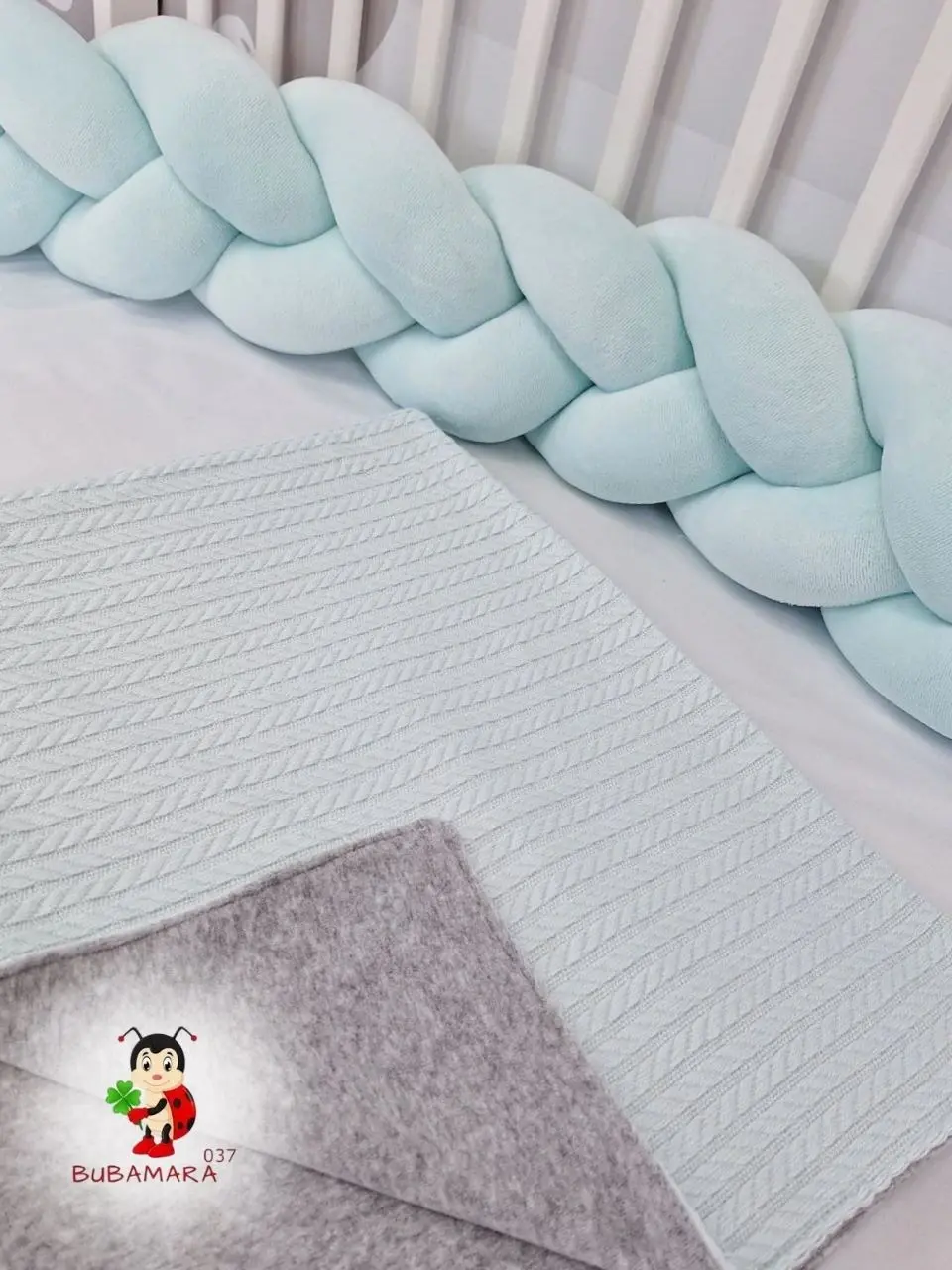 Bubamara037 Pletenica za krevetac, trostruka 120cm, Plava
