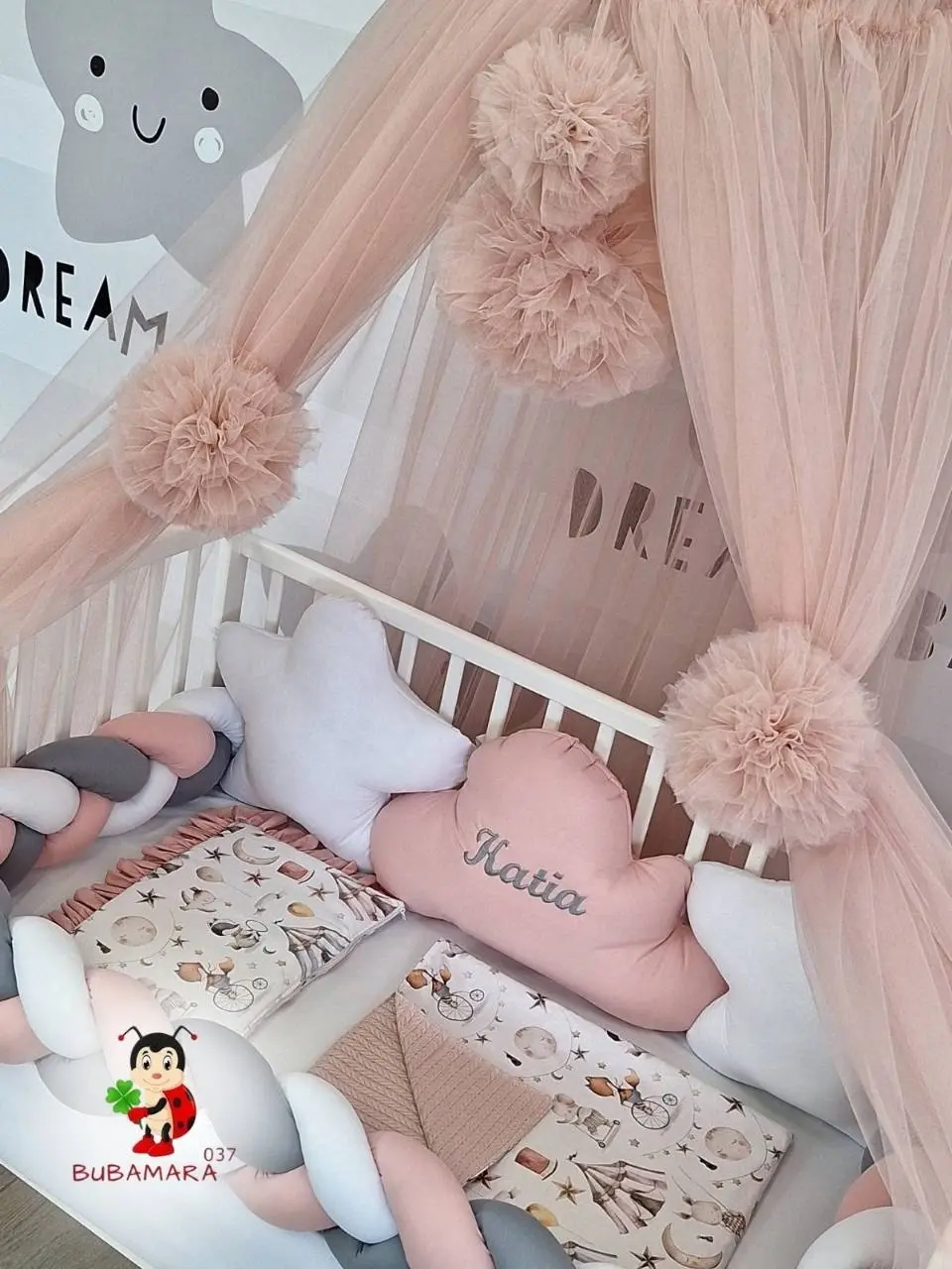 Bubamara037 Set za krevetac sa ogradicom od pletenica, Roze