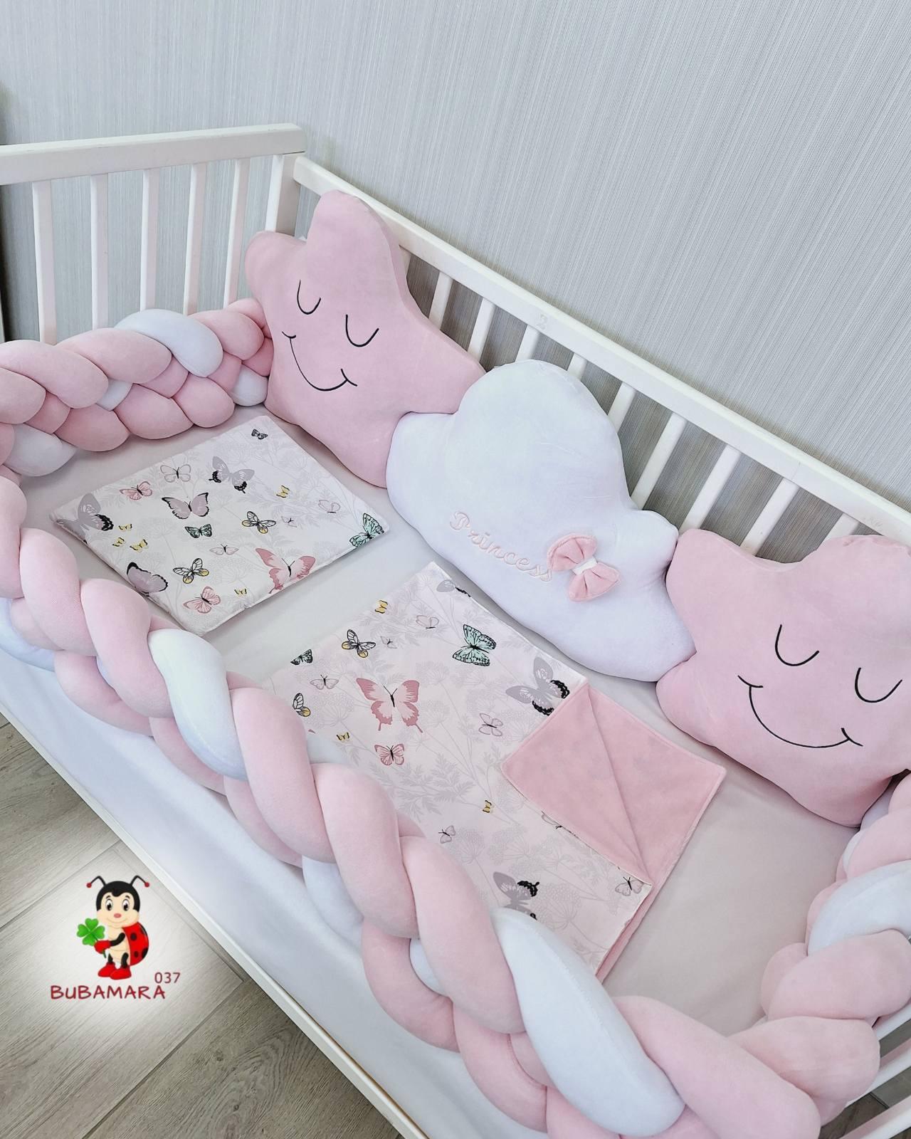 Bubamara037 Set za krevetac sa ogradicom od pletenica, sa lastišom, Roze-Beli