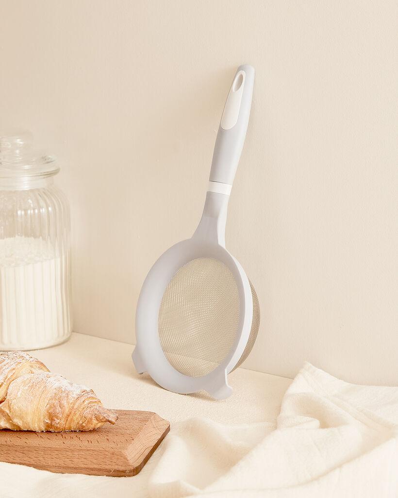 Madame Coco Cediljka Delphine, 14.5cm, Svetlosiva