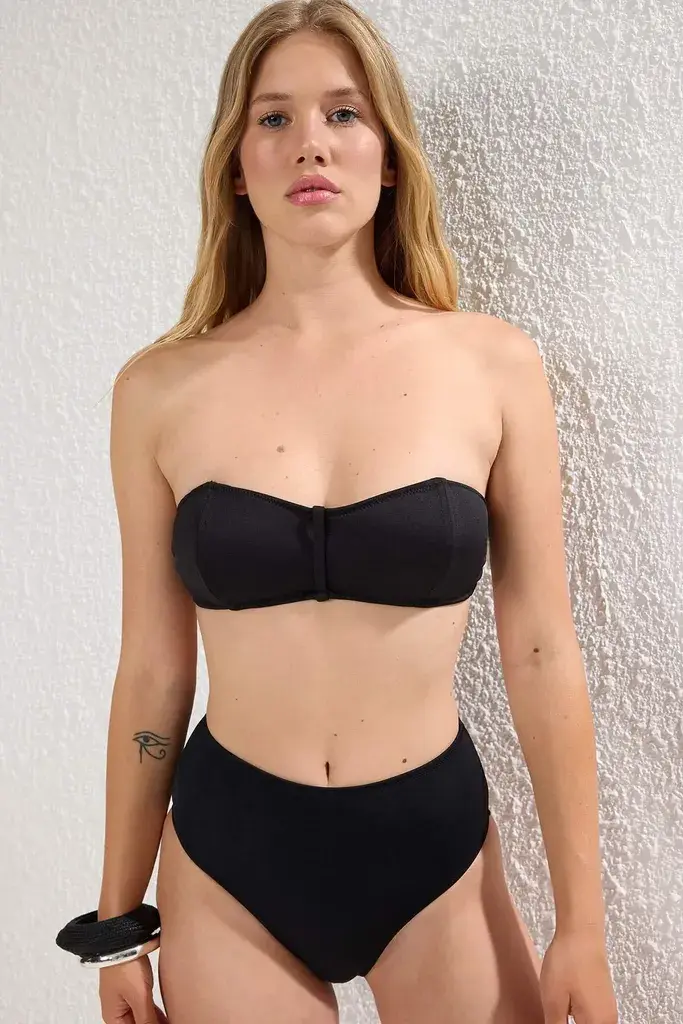 Trendyol Milla Ženski gornji deo kupaćeg Tbess25Bu00068, Crni