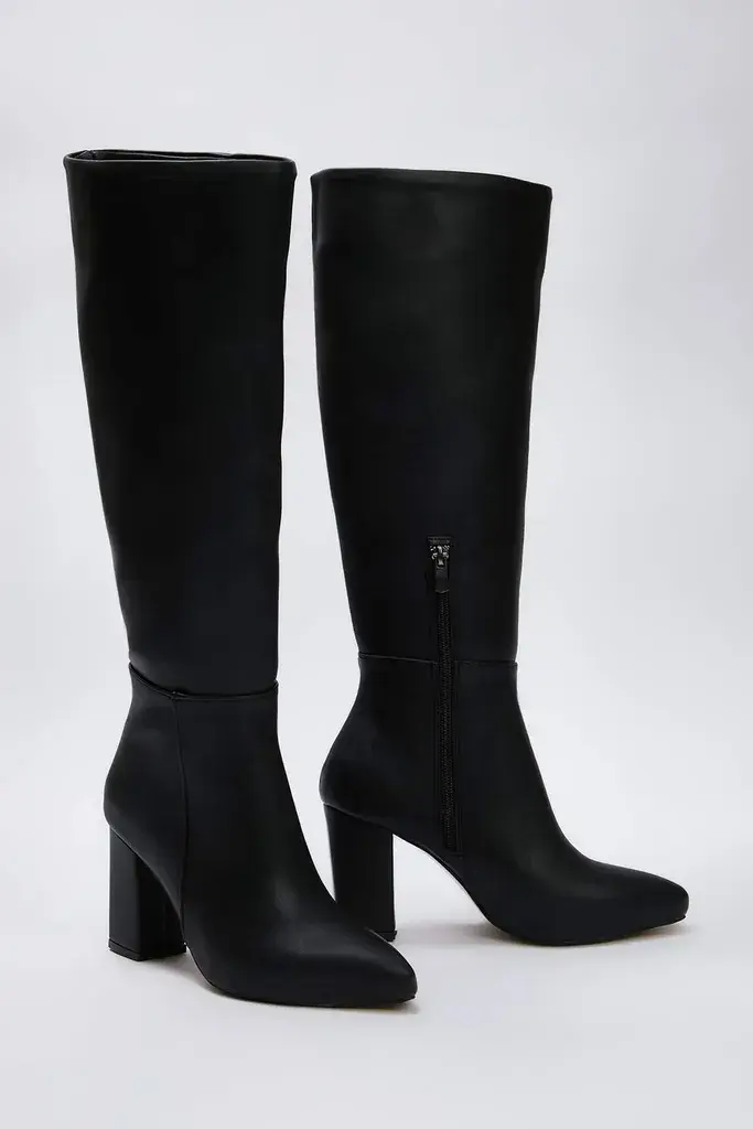 Trendyol Shoes Ženske čizme Takaw26Cz00008, Crne