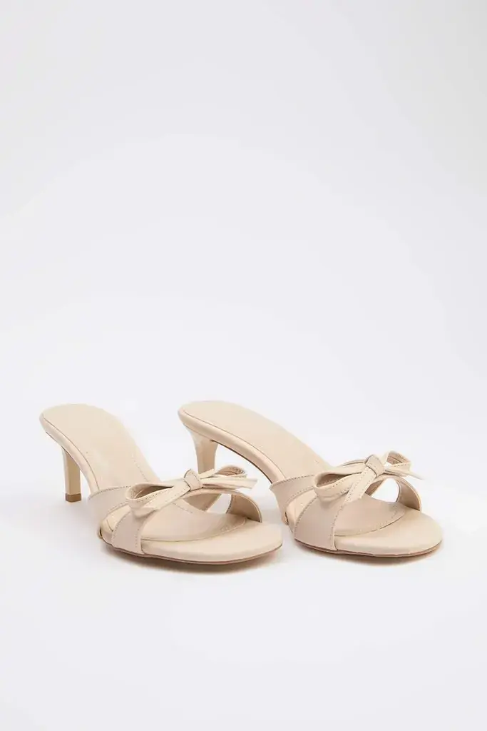 Trendyol Shoes Ženske papuče Takss25To00012, Bež