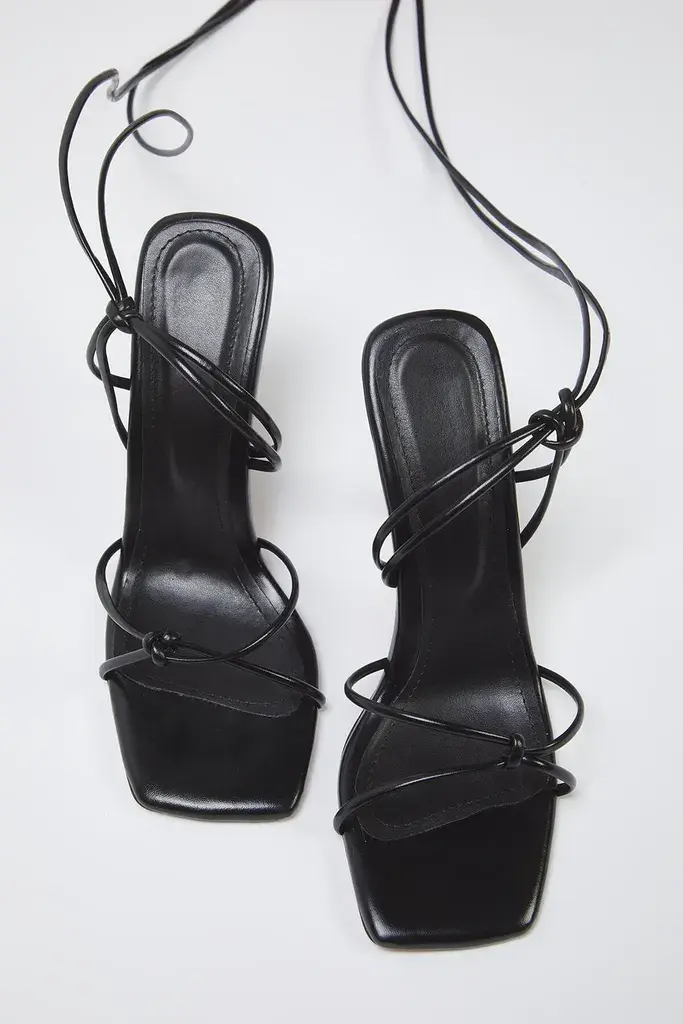 Trendyol Shoes Ženske sandale Takss25To00095, Crne