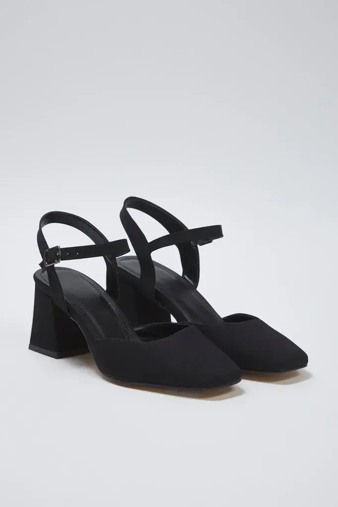 Trendyol Shoes Ženske sandale Takss25To00052, Crne