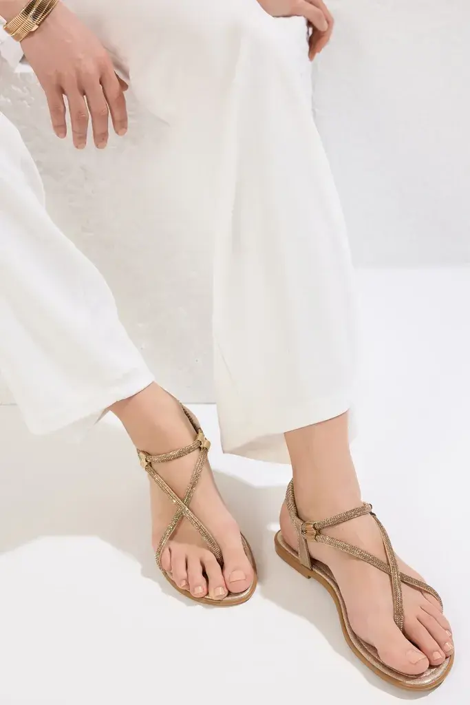 Trendyol Shoes Ženske sandale Takss25Sd00003, Zlatne boje