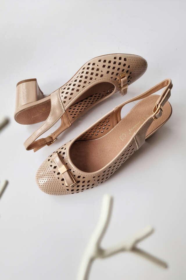 Ženske sandale, Bež