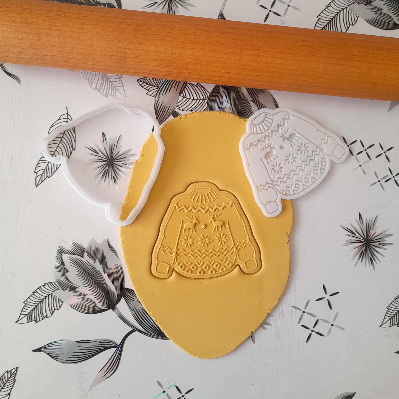 KREATIVNI SLATKIŠI Modla za kolače i ukrase Novogodišnji džemper, 10 cm, Bela