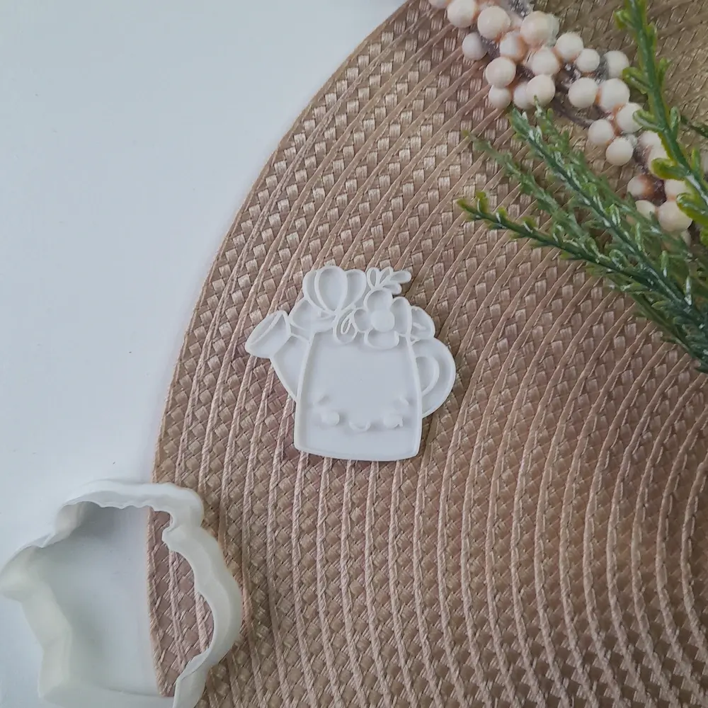 KREATIVNI SLATKIŠI Modla za kolače i ukrase Kantica, 6 cm, Bela