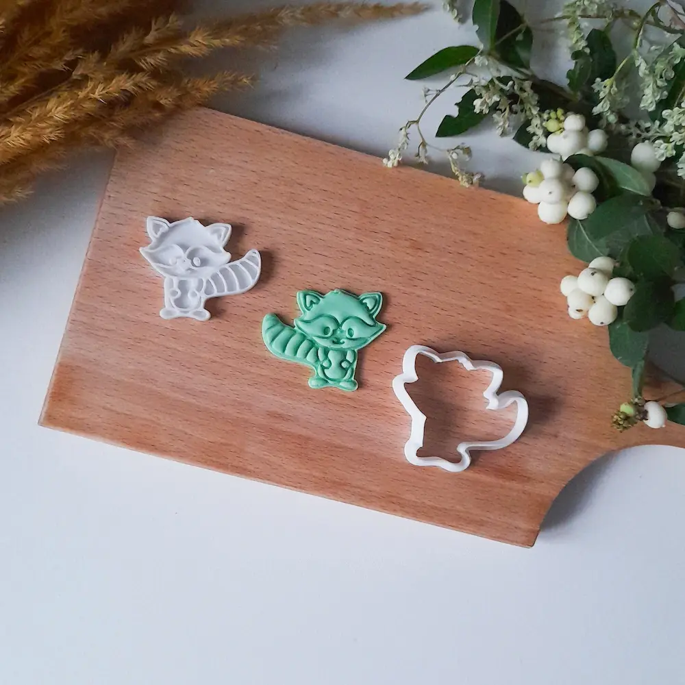 KREATIVNI SLATKIŠI Modla za kolače i ukrase Tvor, 10 cm, Bela