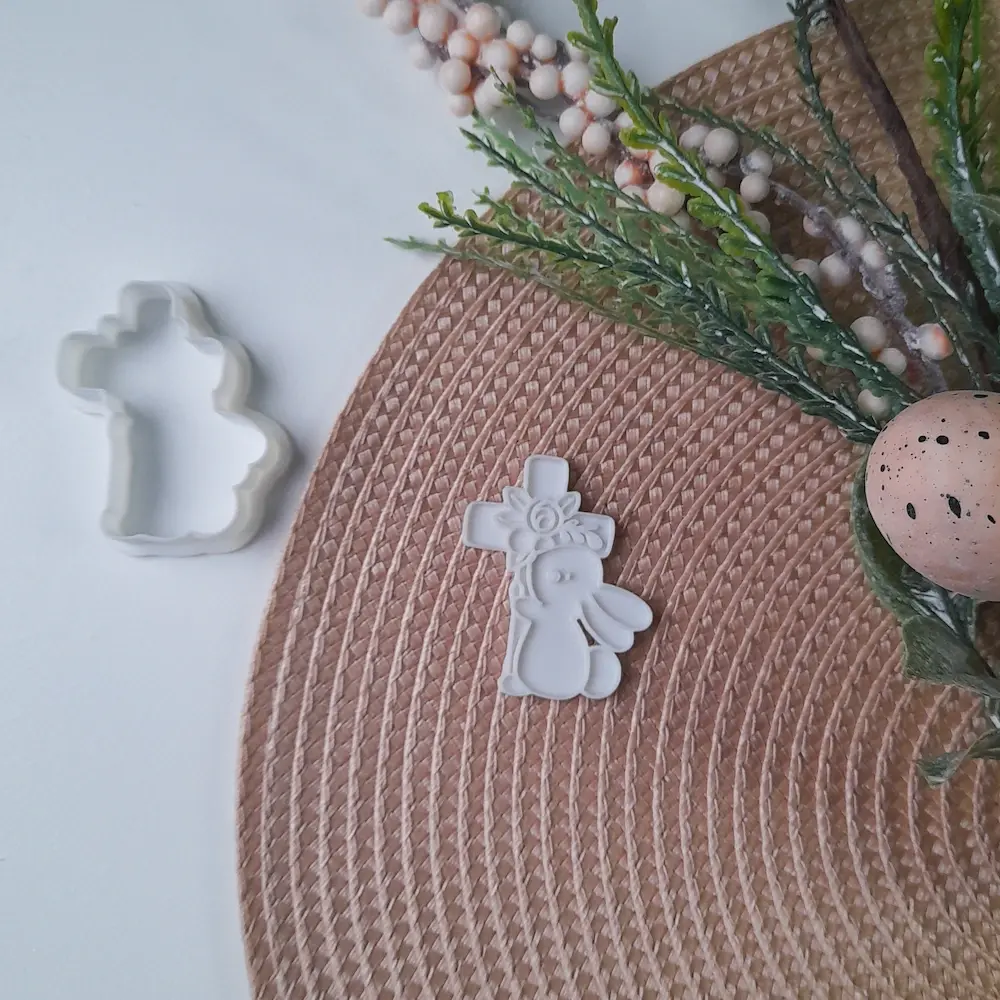 KREATIVNI SLATKIŠI Modla za kolače i ukrase Zeka, 7 cm, Bela