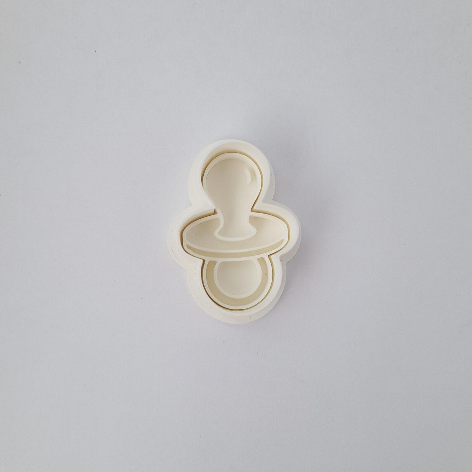 KREATIVNI SLATKIŠ Modla za kolače Cucla, 4 cm, Bela