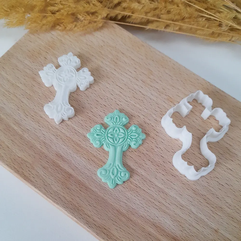 KREATIVNI SLATKIŠI Modla za kolače i ukrase Slavski krst , 7 cm, Bela