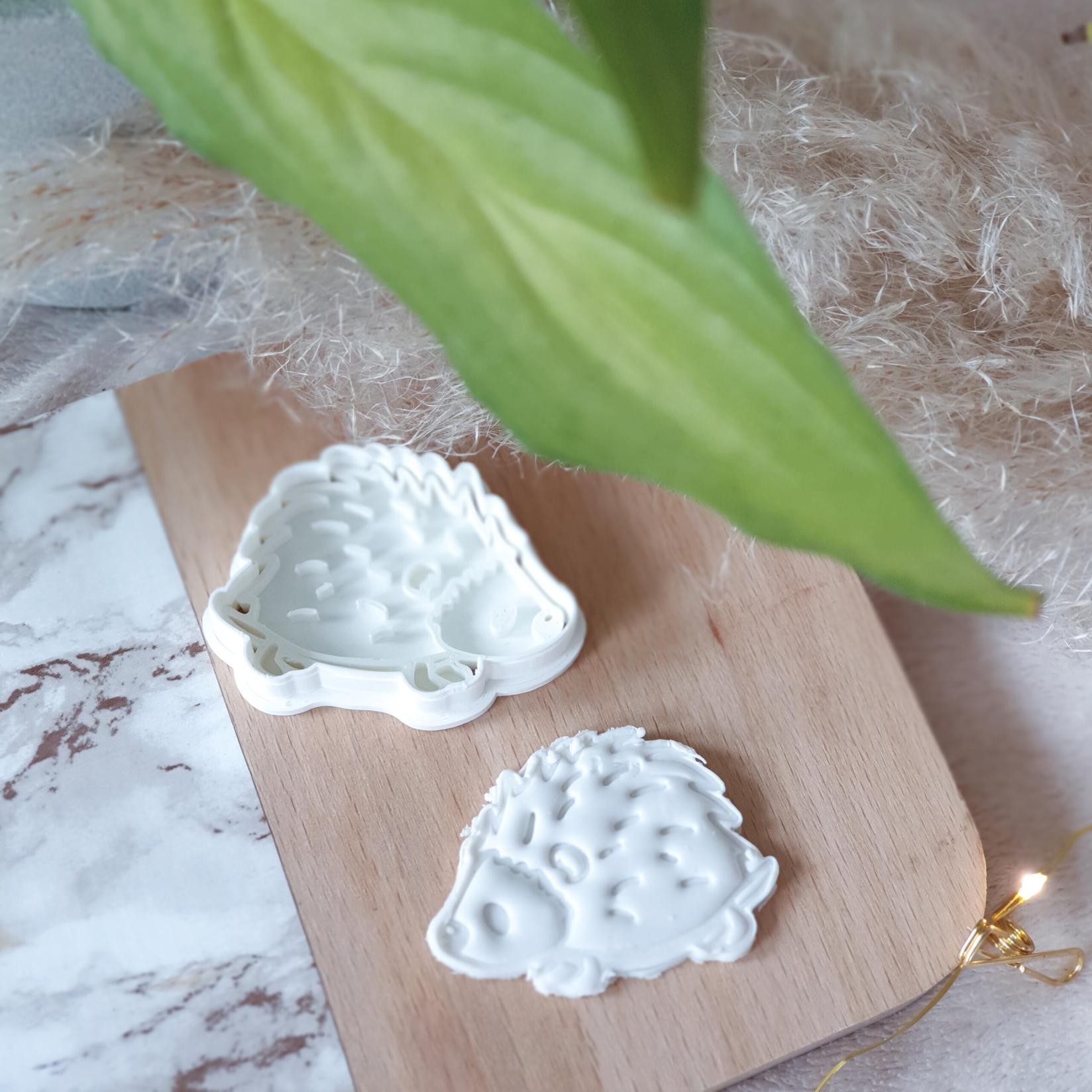 KREATIVNI SLATKIŠI Modla za kolače i ukrase Jež, 10 cm, Bela