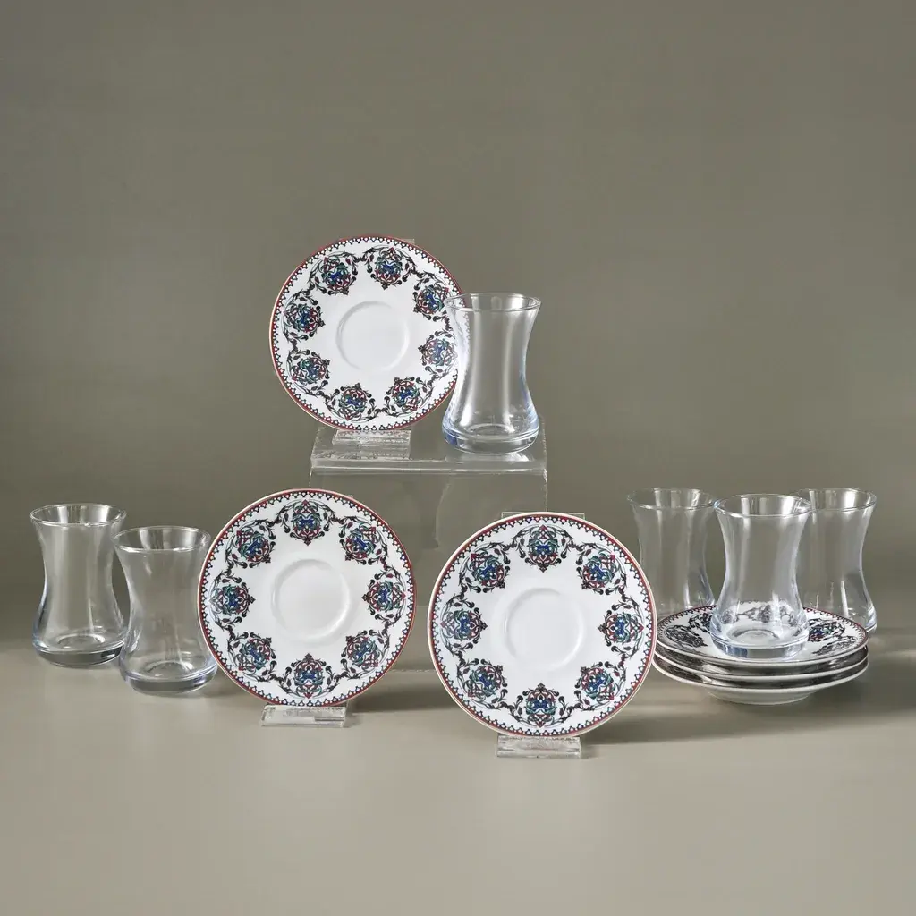 Karaca Set za turski čaj od porcelana Nakkas V2