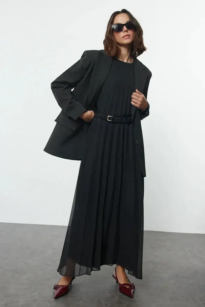 Trendyol Modest Ženska haljina Tctaw25Eb00089, Crna