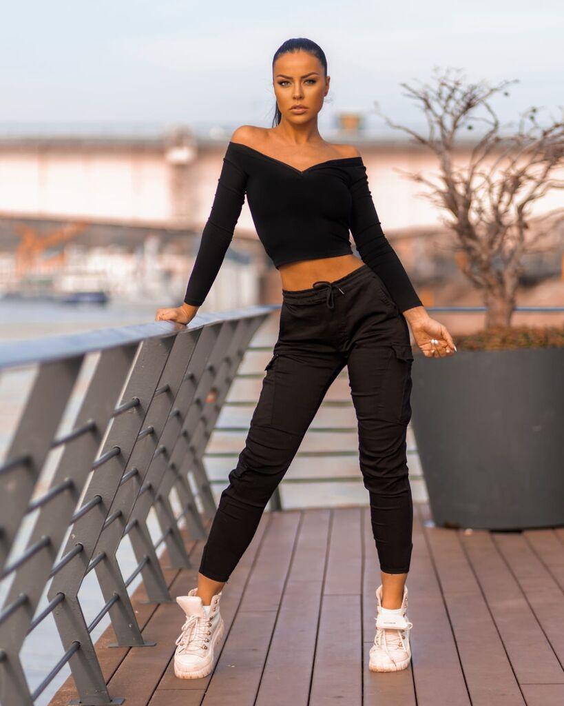 Denistar Ženske pantalone 200/3535, Kargo, Crne