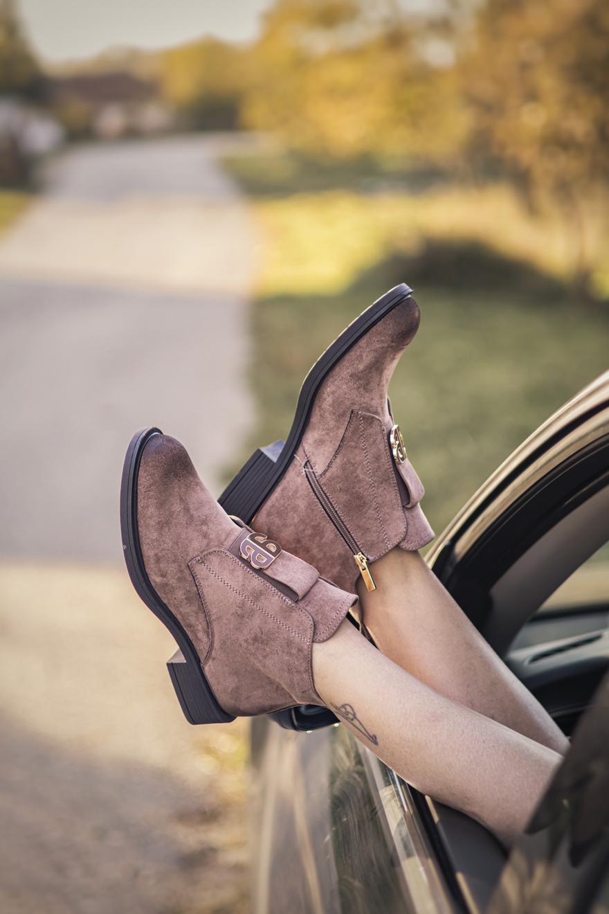 Ženske cipele, Duboke, Braon