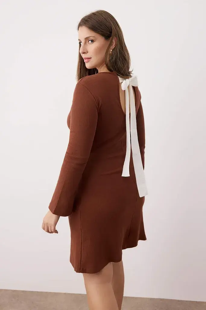Trendyol Curve Ženska haljina Tbbaw26Ah00025, Braon