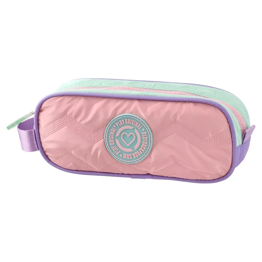 Play Pernica Lady, Pastel quilt