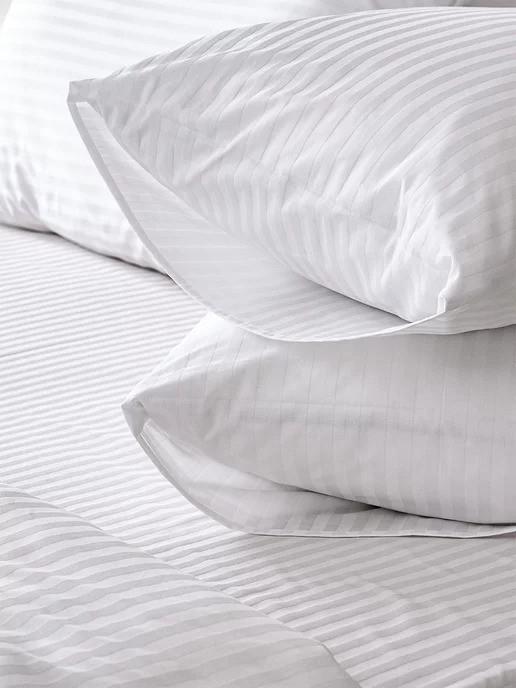 Posteljina za francuski ležaj Saten pruga 200x220cm, Bela