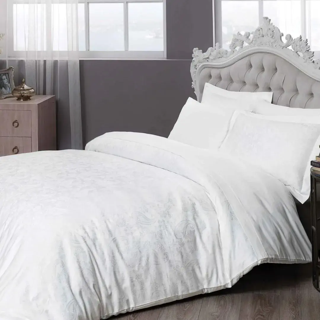 Tac Set posteljine Brinley Jakar, 200x220cm, Beli