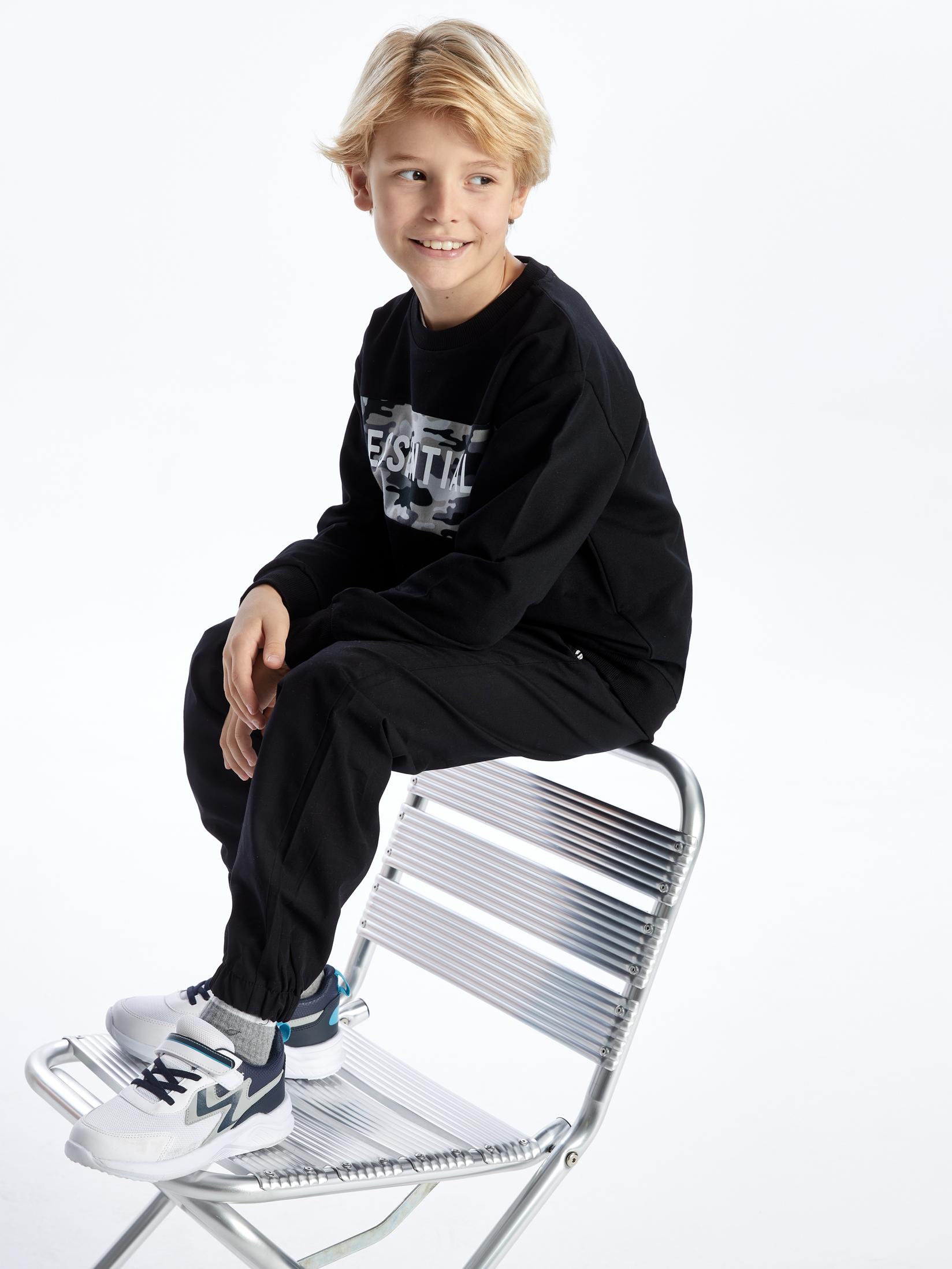 LC Waikiki Pantalone za dečake S46241Z4-RQL, Crne