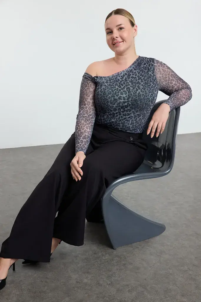 Trendyol Curve Ženska bluza Tbbss24Af00025, Siva