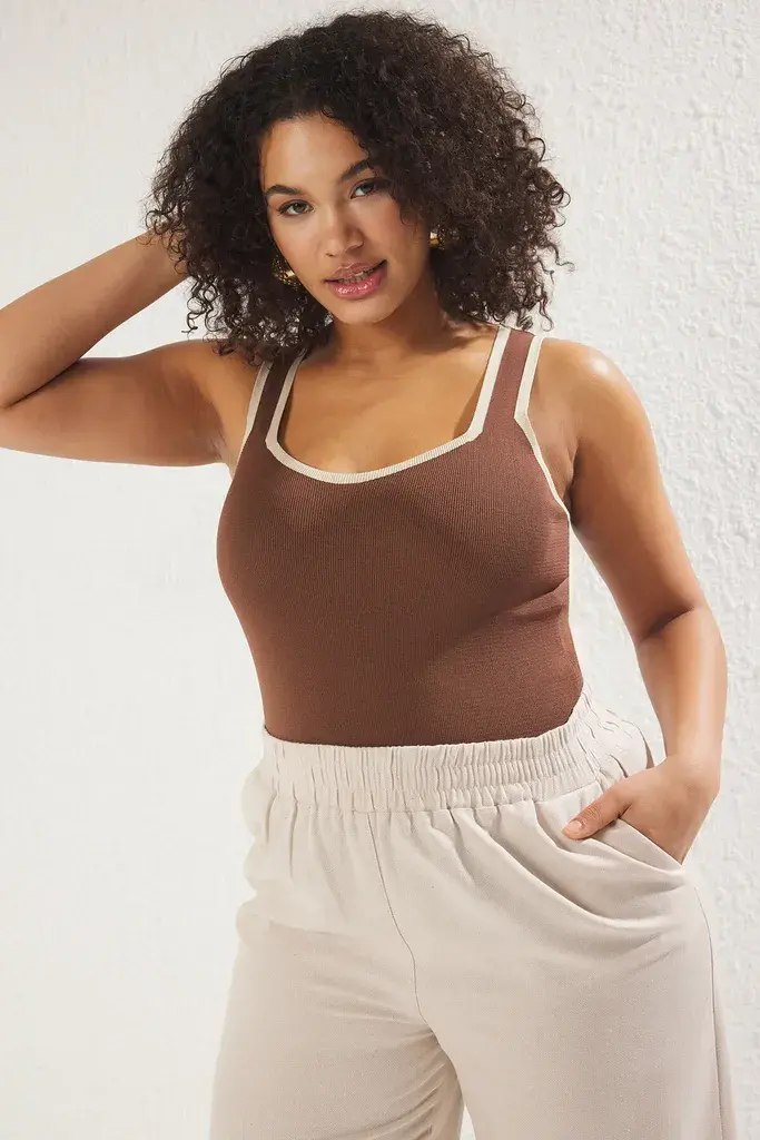 Trendyol Curve Ženska bluza Tbbss24Af00052, Braon