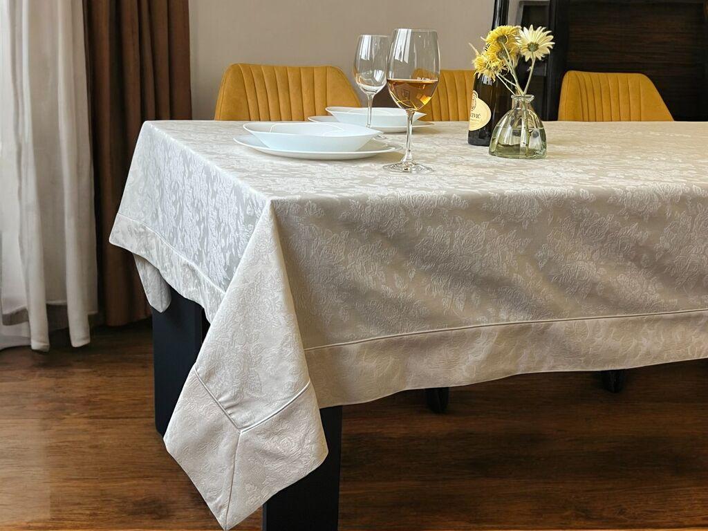 Viktorija Stolnjak Nerry, 160x300 cm, Krem