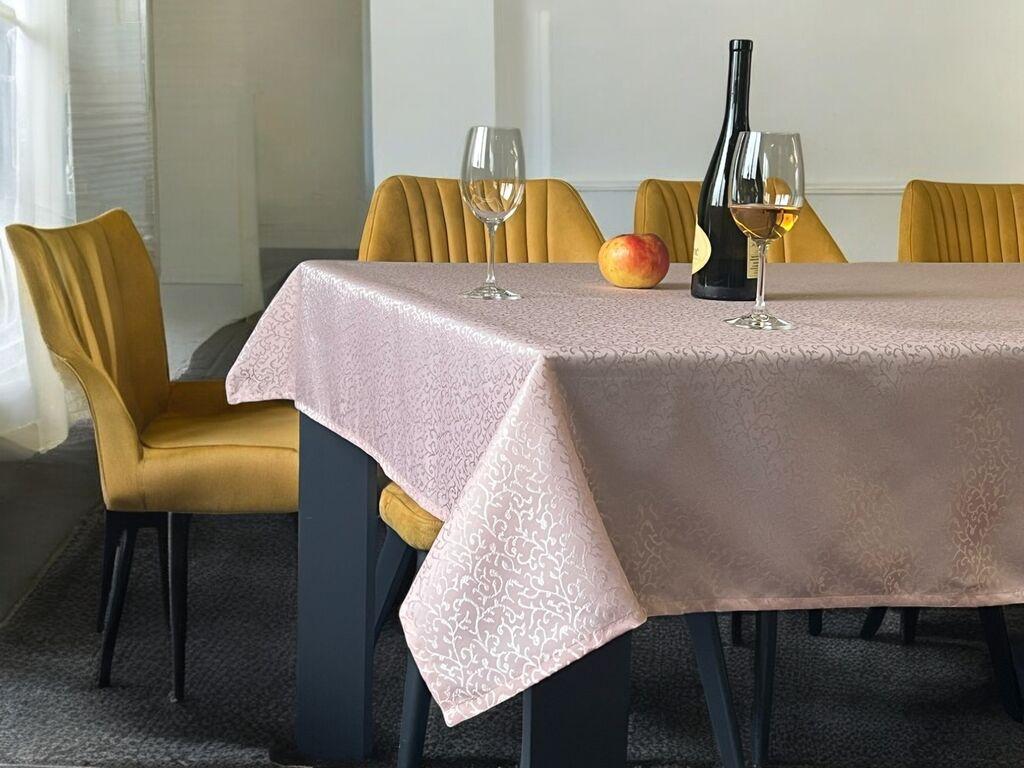 Viktorija Stolnjak Viktorija, 140x220 cm, Roze