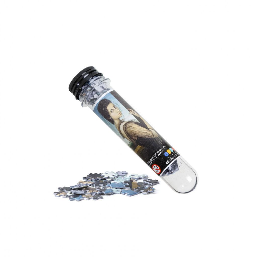 Oddo Puzzle Slagalica Micro Tube Milena Pavlović Barilli - Autoportret sa štitom i orlom 960650, 99 delova