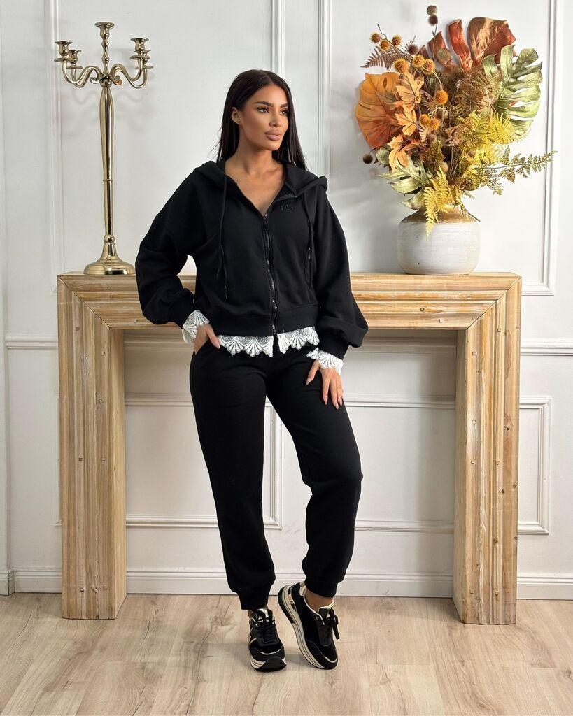 Squareonline Ženska komplet trenerka sa belom čipkom, Crna