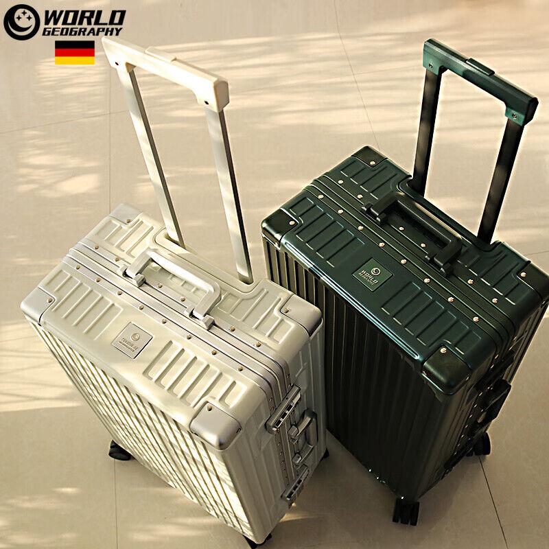 World Geography Kofer, 50.8 cm, Beli