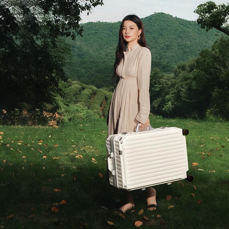 Roaming Kofer, 61 cm, Beli