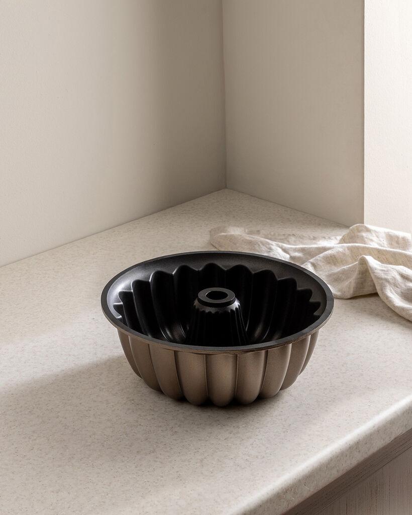 Madame Coco Modla za kolače Bonte, 25x25x9cm, Crna