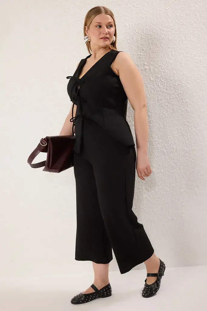 Trendyol Curve Ženske pantalone Tbbss25Ar00041, Crne