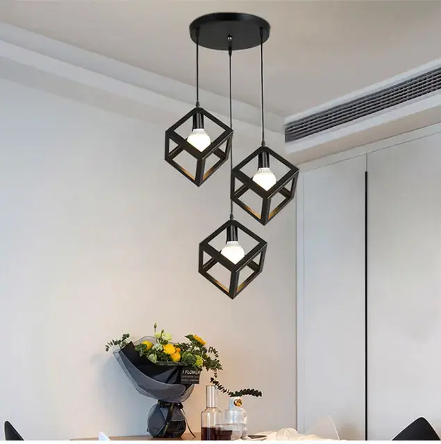 Visilica Kocka sa Krugom, Crna