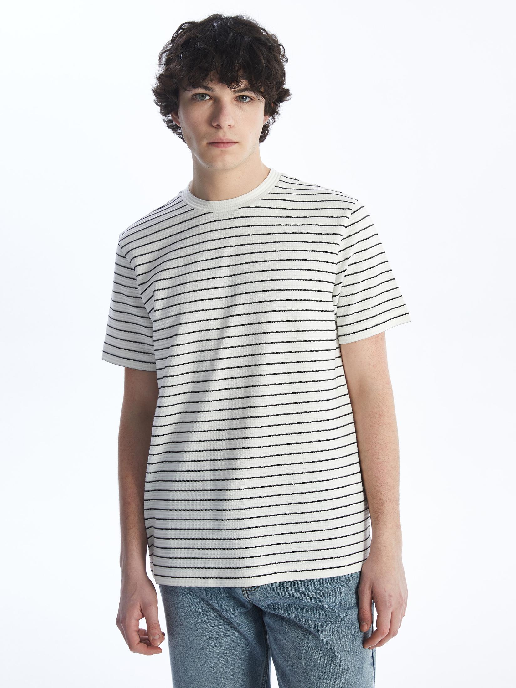 LC Waikiki Muška majica S4DH16Z8-R9J, Svetlobež