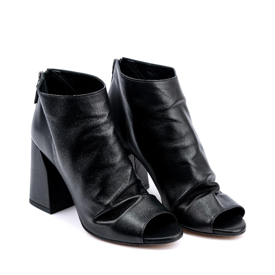 SILKO Ženske sandale na štiklu KRISTY6, Crne